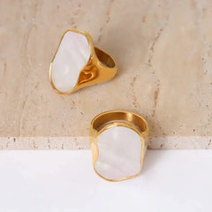 Helen Ring