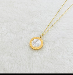 White Round Necklace
