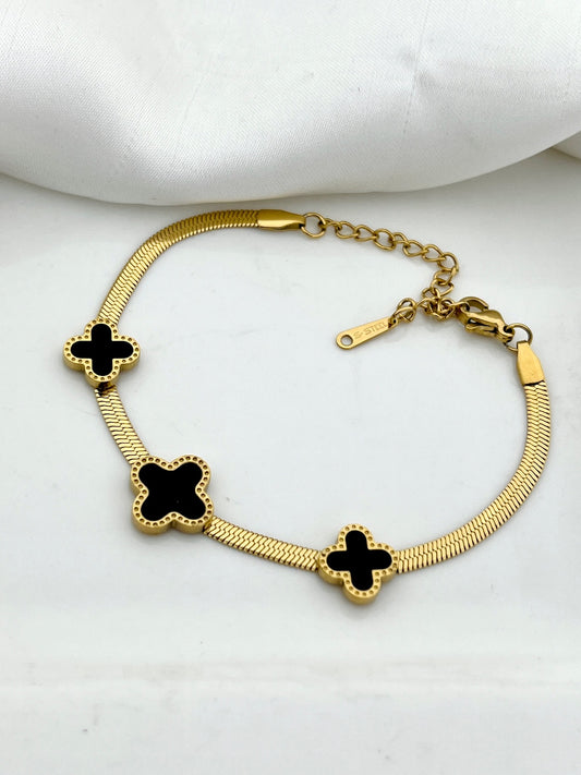 Clover snake chain bracelet