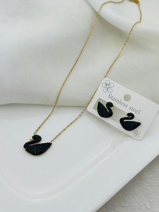 Black Swan Set